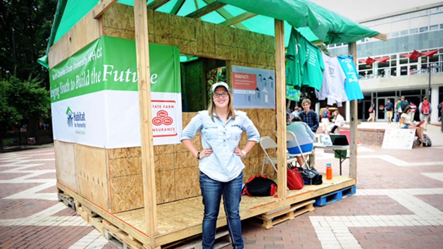 Sarah Paluskiewicz at Shack-a-Thon 2013