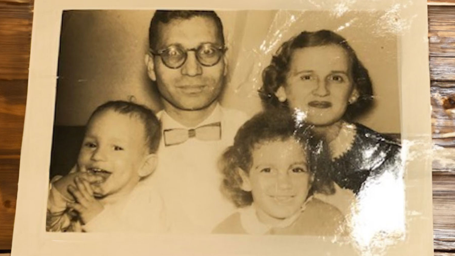 Group image of Prakash Chand Kochhar, his wife and two children