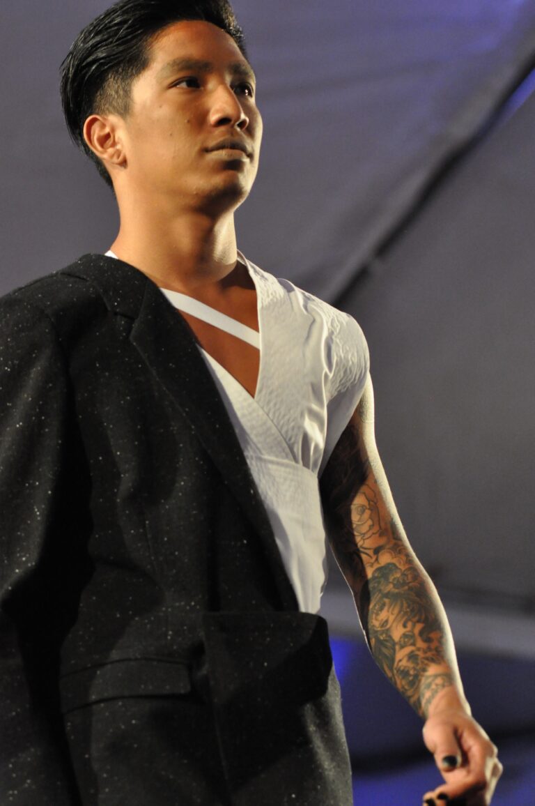 Threads Fashion Show Model