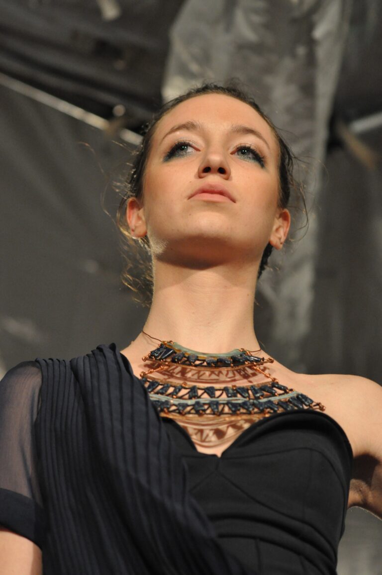 Threads Fashion Show Model